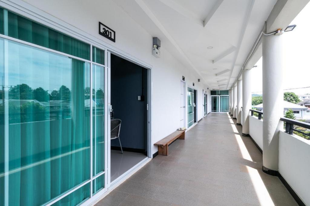 Oyo 75305 T Park Pak Chong Hotell Mu Si Eksteriør bilde